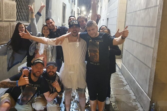 Barcelona speakeasy tapas pub crawl with hidden bars - Milan’s cocktail bar: the welcome drink zone and the group vibe