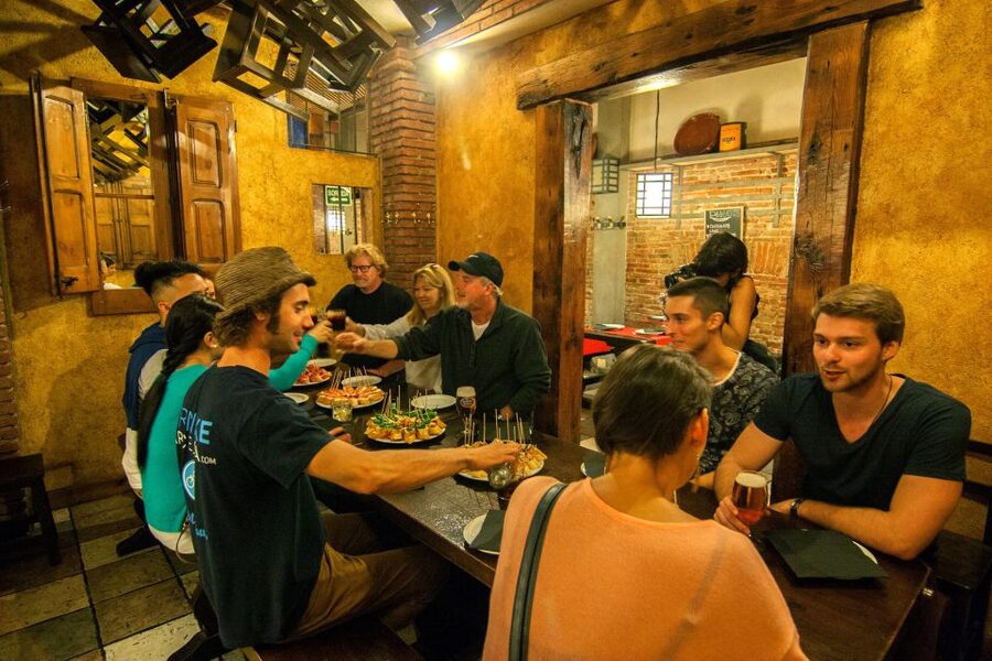 Barcelona Tapas 3-Hour Bike Tour - Barceloneta by the Sea: Fishermen’s District Air and Easy Vibes