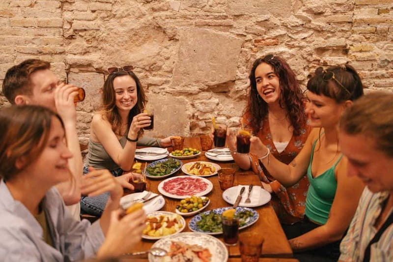 Barcelona: Tapas Food Crawl Walking Tour with Tastings - Key things to know before you go
