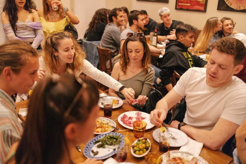 Barcelona: Tapas Food Crawl Walking Tour with Tastings - Gothic Quarter Finale: Patatas Bravas to Paella Without Losing Steam