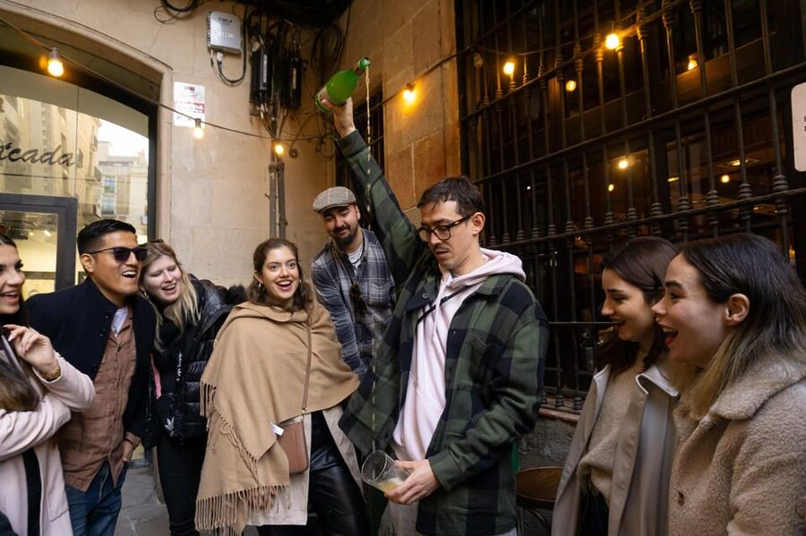 Barcelona: Tapas Tour with Food Tastings and Drinks - Key highlights worth marking on your map