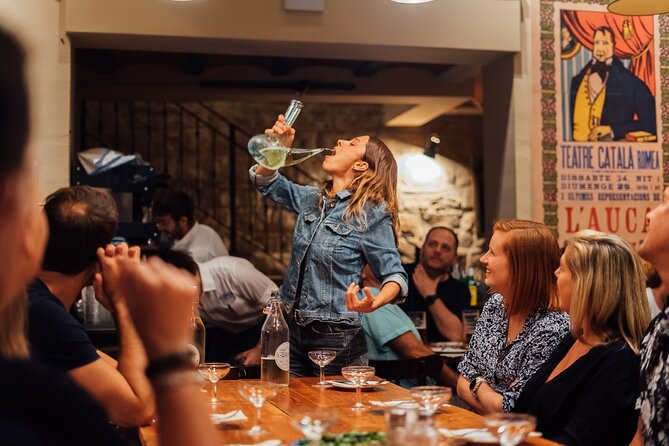 Barcelona Tapas & Wine Walking Tour with Optional Flamenco - Entering Barcelona at 6:00 pm: the timing that makes tapas better