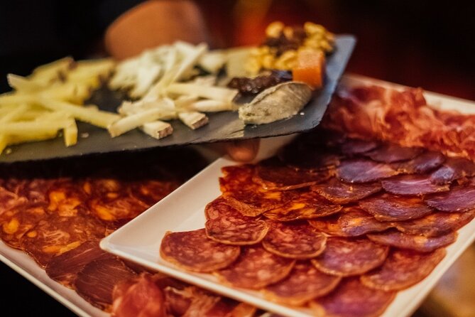 Barcelona Tapas & Wine Walking Tour with Optional Flamenco - Getting more out of the guide: look for the menu help