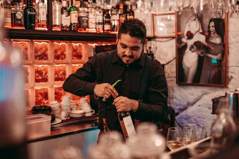 Barcelona: Tipsy Tapas & History Tour in the Gothic Quarter - Stop 1: The First Cozy Bar Sets Your Appetite (and Your Standards)