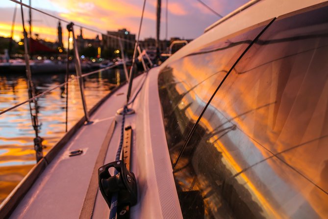 Barcelona Unique Sunset Sailing Experience with Tapas & Open Bar - Meeting at Moll de Mestral: how to set yourself up for an easy start