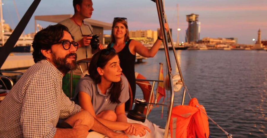 Barcelona: Unique Sunset Sailing Tour with Tapas & Open Bar - Tapas and open bar: what you’re really eating and drinking