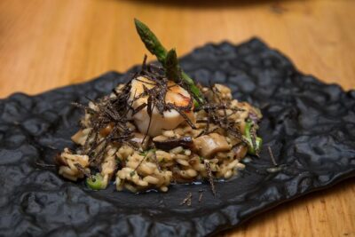 Barcelona Wine and Gourmet Tapas Tour - La Pedrera at the start: where Gaudí meets your appetite