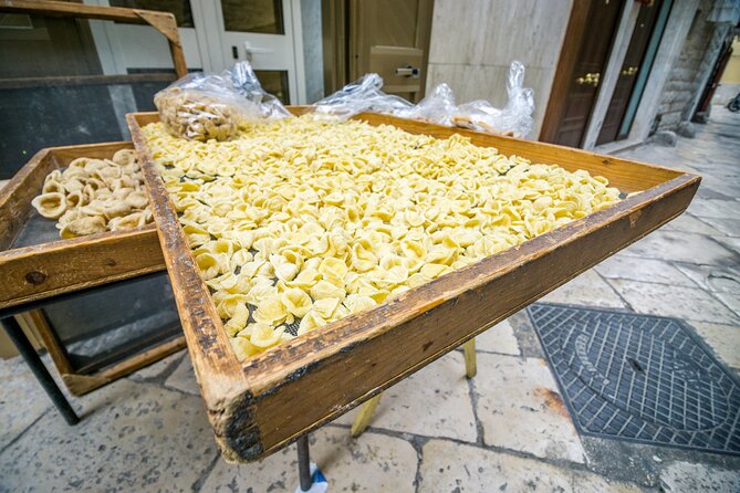 Bari’s Ultimate Street Food Tour - Small Group by Do Eat Better - The Fried-Snack Bonus: Sgagliozze and Popizze