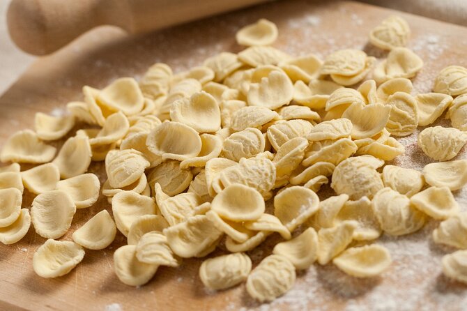 Bari: Street Food Walking Tour with a Local Guide - Gelateria Gentile Finish: The Cold Ending Your Stomach Will Thank You