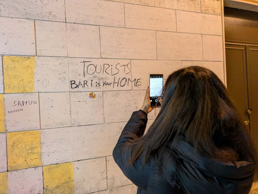 Bari: Street Food Walking Tour with Wine Tasting - Piazza Mercantile and the Squares That Make Bari Feel Like Itself