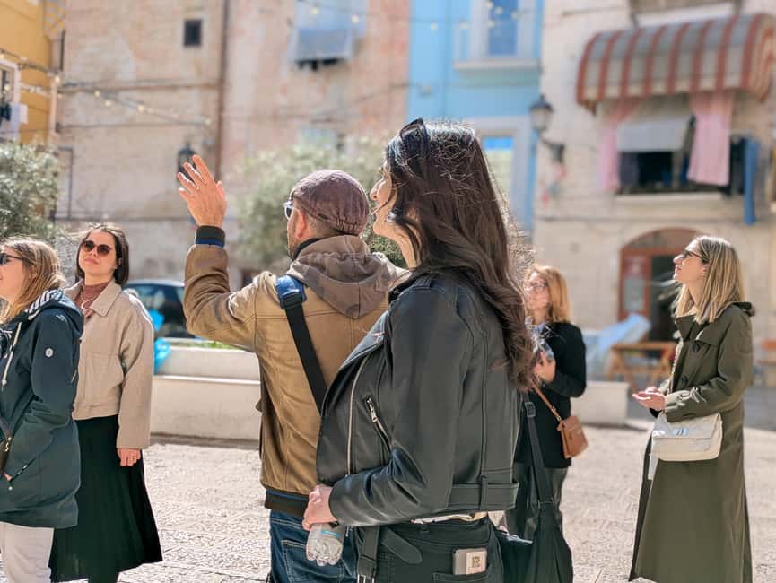 Bari: Street Food Walking Tour with Wine Tasting - Pace, Comfort, and How Not to Have a Messy Evening