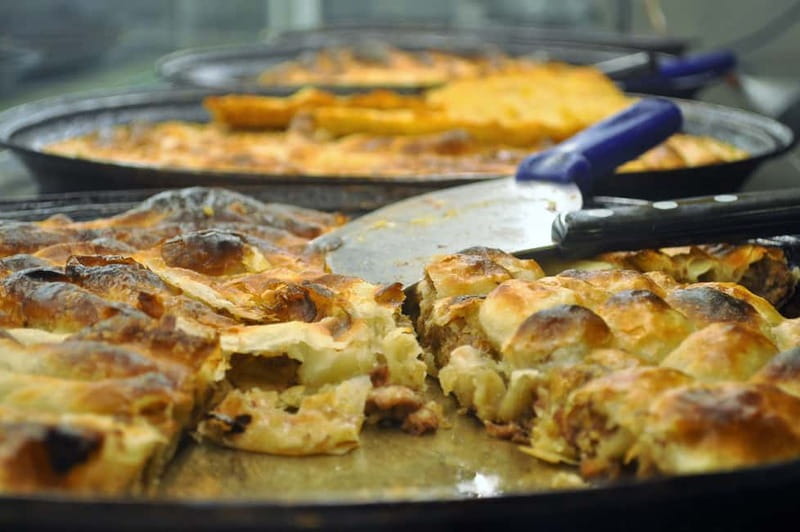 Belgrade: Street Food and Drinks Tour with 20+Tastings - Street food as Belgrade’s best language
