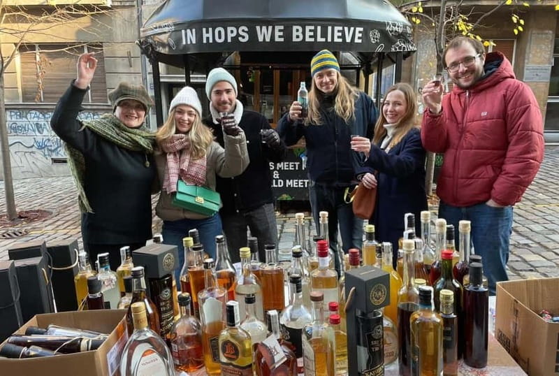 Belgrade: Street Food and Drinks Tour with 20+Tastings - How the guide turns food into real stories