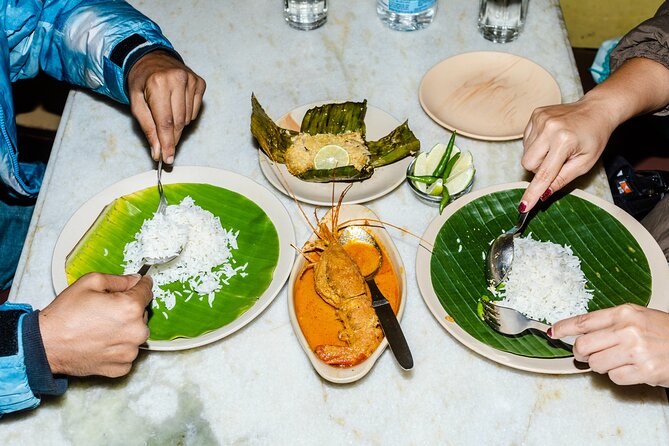 Bengali Nights Kolkata Food Tour with 13+ Tastings - Where you start: Esplanade Metro Gate 4 at 5:00 pm