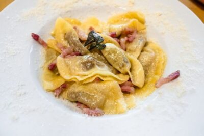 Bergamo: 3.5-Hour Traditional Food Tour - Lunch stops in the old lanes: casoncelli, foaide, polenta, and cheese