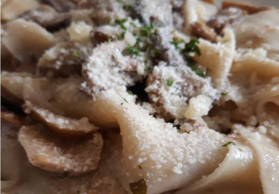 Bergamo: 3.5-Hour Traditional Food Tour - Stracciatella gelato and espresso: the classic ending you’ll remember
