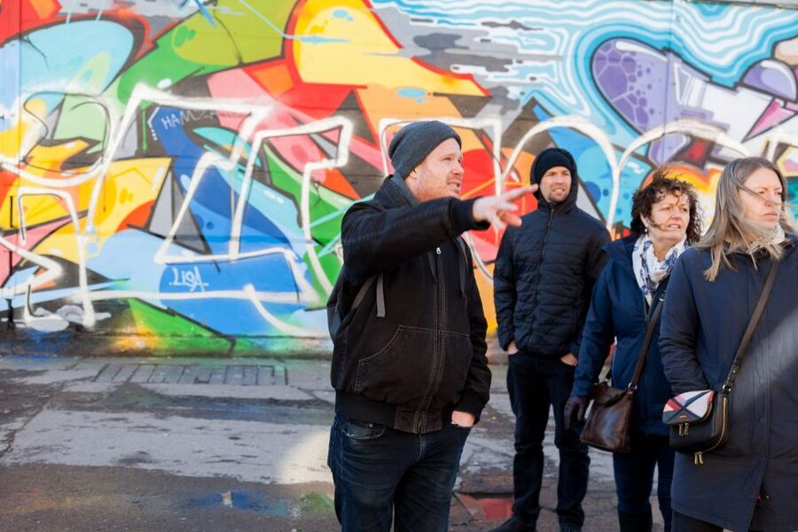 Berlin: Downtown Food Tour with 8 Authentic Local Tastings - Where Friedrichsbrücke Sets the Tone for a Berlin Food Walk