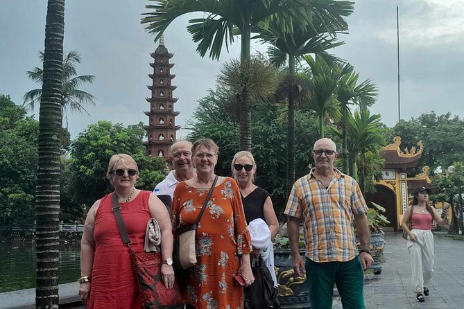 Best Hanoi Food Tour 7 Different Food Tasting Visit Train Street - Where the tour starts and ends (so you don’t get stuck figuring it out)