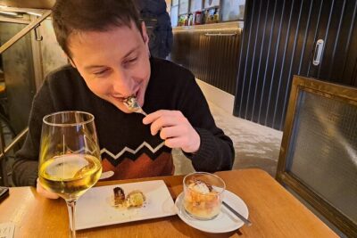 Bilbao Food Tour: Pintxos, Drinks, and Tapas with a Local - Andra Maria Kalea and the River Nervión: Seafood, Croquettes, and Pintxo Structure