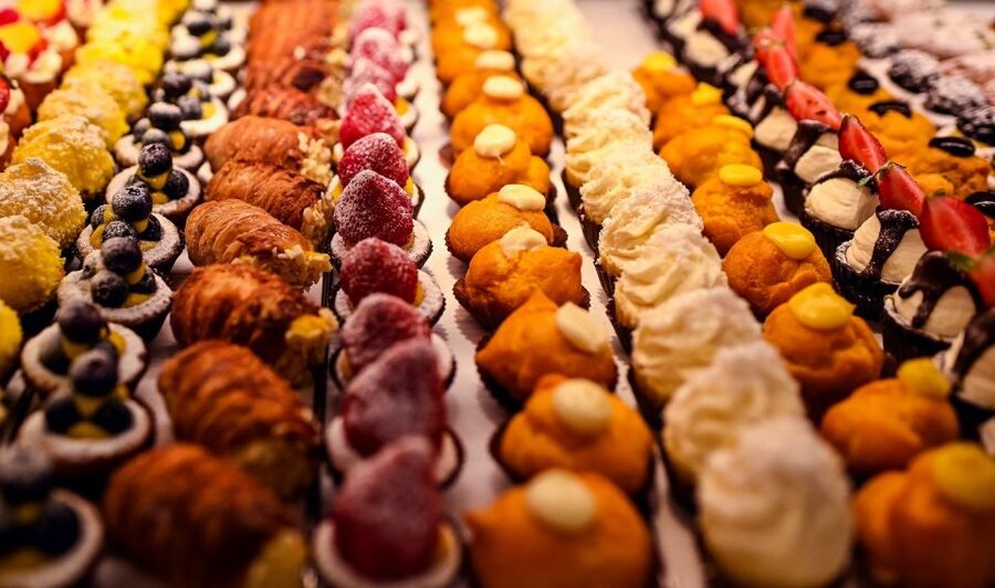 Bologna: 3-Hour Secret Food Tour - The welcome sweet: how the tour sets the tone