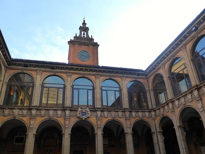 Bologna: Audio-Guided Archiginnasio Visit with Food Tasting - The Archiginnasio Palace and Open Galleries: Architecture You Can Read
