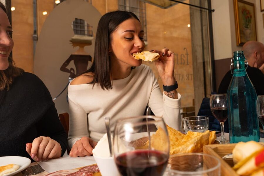 Bologna: Food Tour with Pasta Tasting & Local Specialties - Who should book this Bologna pasta and specialties tour