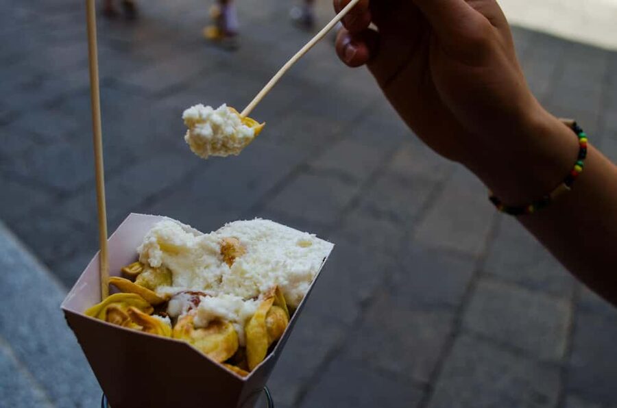 Bologna: Street Food Tour in the Historic Center - Stop 1 (about 20 minutes): crescentine, tigelle, and the classic Bologna comfort combo