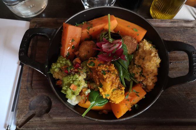 Bordeaux Food Tour – A Full French Meal by Do Eat Better - The Saint-Pierre bistro stop: where the lunch actually happens