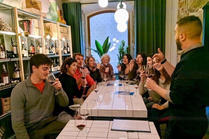Born to Eat: Gourmet Tapas & Wine Small Group Tour in Old Barcelona - Where It Starts in El Born: Aperitifs, Vermut Culture, and Bodega-Style Stops