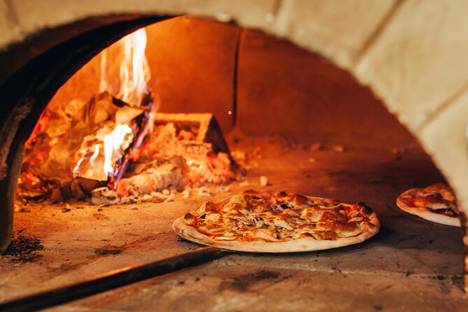 Boston Pizza Lovers Food and History Walking Food Tour - When guide tone matters: one reported issue and the response