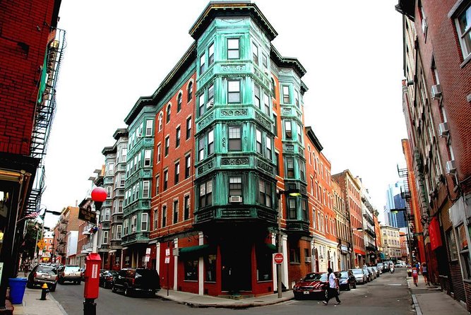 Boston Private Food Tour of 6+ Tastings, Cannoli, Lobster Roll - Key highlights in plain English
