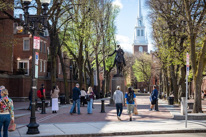 Boston’s North End Food Tour: Italian Flavors & Heritage Walk - Time, distance, and why the tour feels full (but not chaotic)