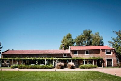 Bouza Winery Tastings and Tapas (Esp, Eng, Port) - Hotel pickup and the minivan ride: convenience with a real personality