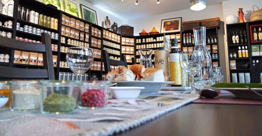 Braunschweig: Guided Walking Tour with Food Tastings - Should You Book the Braunschweig Walking Tour With Food Tastings?