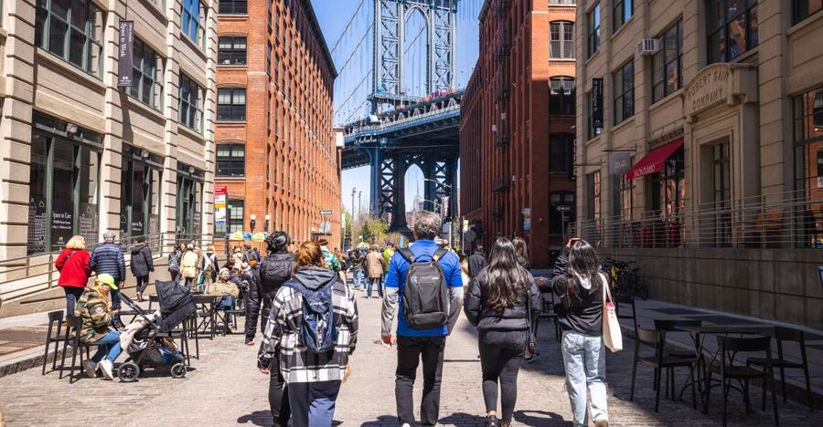 Brooklyn Food Tour: Heights, DUMBO & Bridge Views - Brooklyn Heights Food Bites: Immigrant-Owned Stops and Neighborhood Stories