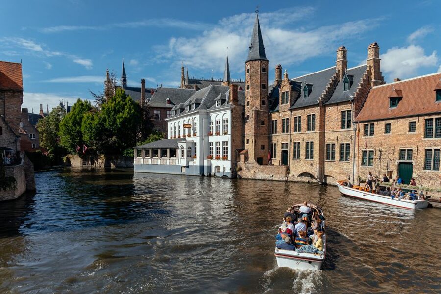 Bruges: Private Food Tour – 10 Tastings with Locals - Fries and Waffles: Why These Two Matter in Bruges