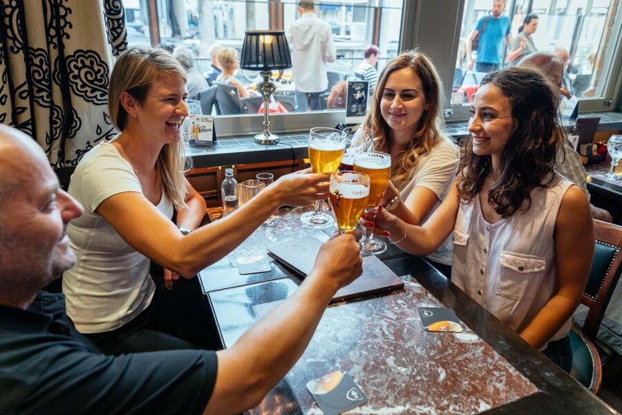Bruges: Private Food Tour – 10 Tastings with Locals - Vegetarian Options: How It Works and What You Should Do