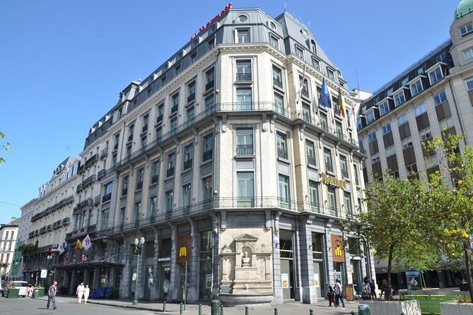 Brussels Food Tour: 10 Tastings of Waffles, Beers, Fries & More - Brasserie Ommegang: where the beer festival spirit shows up