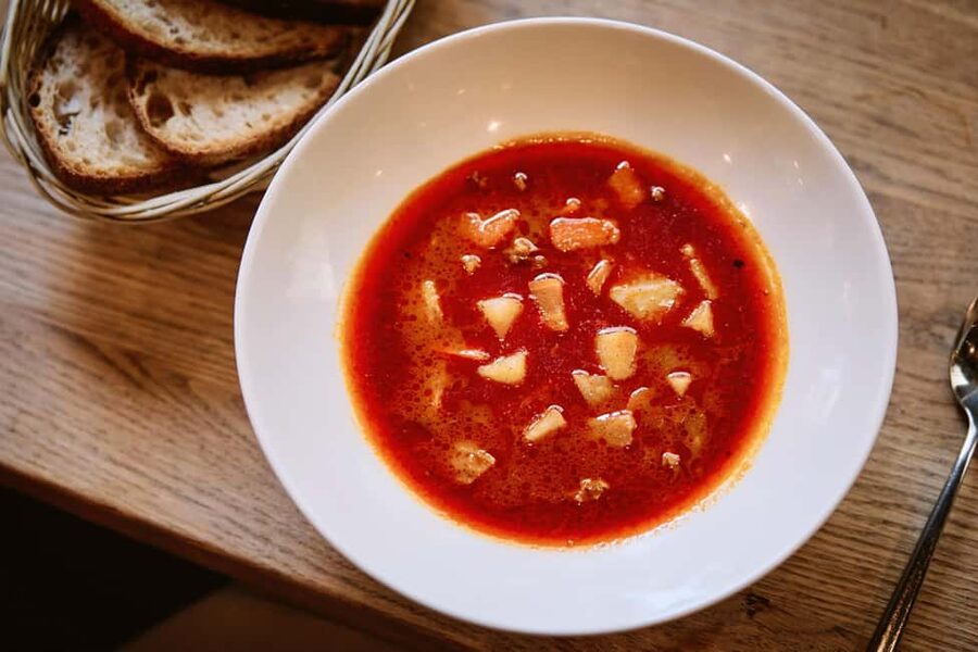 Budapest Guided Food Tour with Drinks Included - District 7 walking route: from Jewish Quarter to Andrassy Avenue