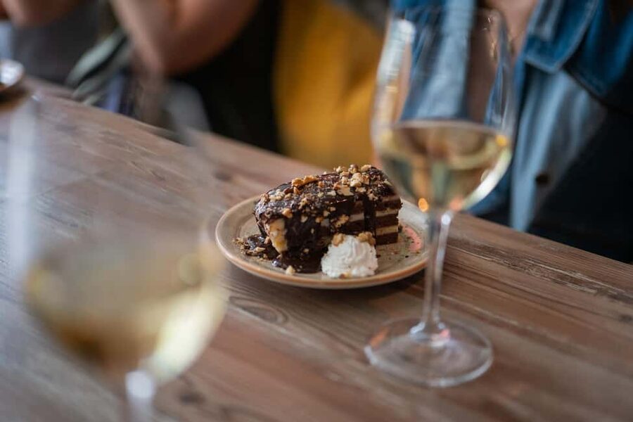 Budapest Guided Food Walking Tour with Drinks Included - Meeting point and how to spot your guide fast