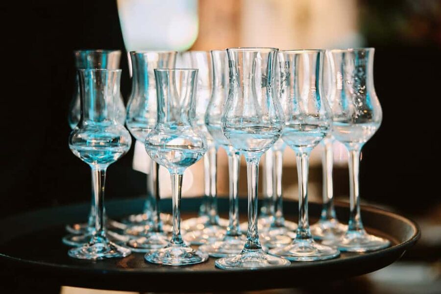 Budapest: Guided Street Food Tour with Sweet Wine - The drinks plan: sweet wine, beer, and shots that fit the cuisine