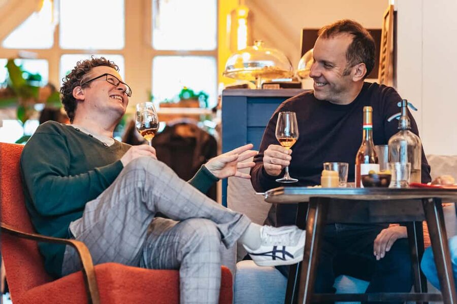 Budapest: Hungarian Wine Tasting with 7 Wines and Tapas - Price and value: $62 for 7 wines plus tapas in Budapest