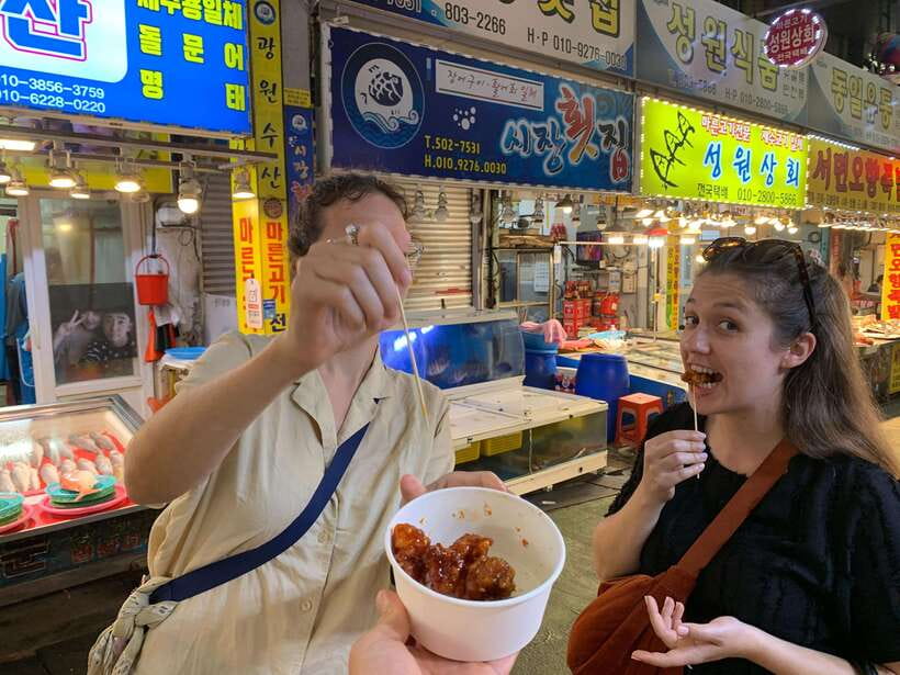 Busan: Food Market Tour. Smash Seafoods and Street foods - Seafood Smash at Busan’s Biggest Seafood Market