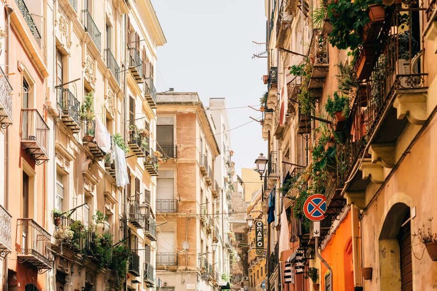 Cagliari: Taste Sardinia with a Full Meal Food Tour - Lunch-style pasta time: fregola, malloreddus, and culurgiones