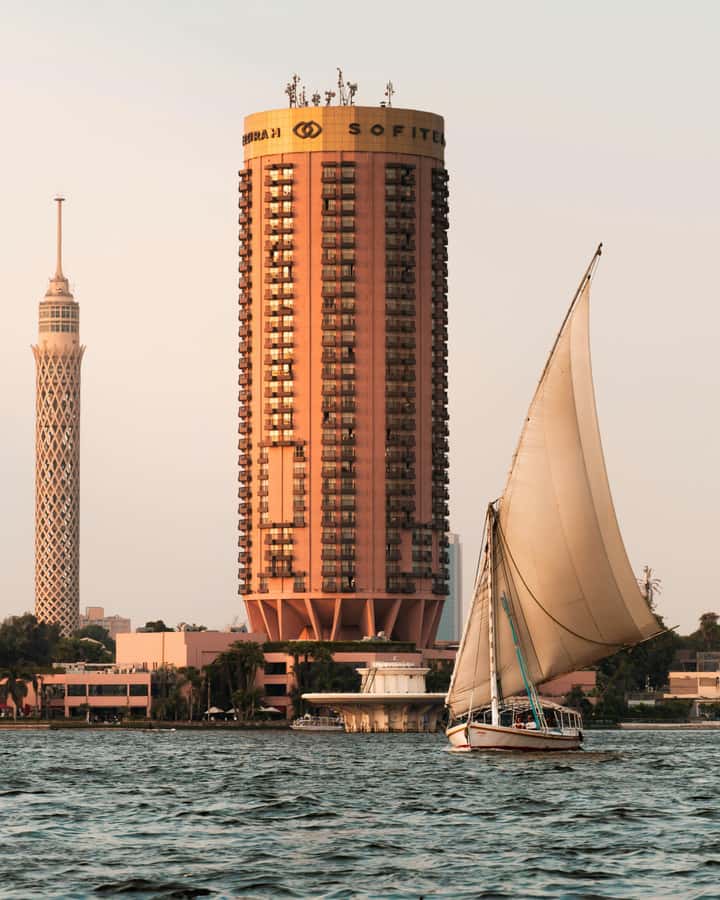 Cairo: Sunset Felucca Ride and Food Tour With Private Guide - Talaat Harb Square Food Stop: Tea, Walking, Shopping, and Tastings