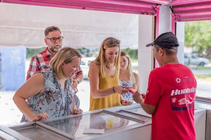 Cancún: Street Food, Local Market and Urban Art Tour - Urban art scenery: photos now, wandering later