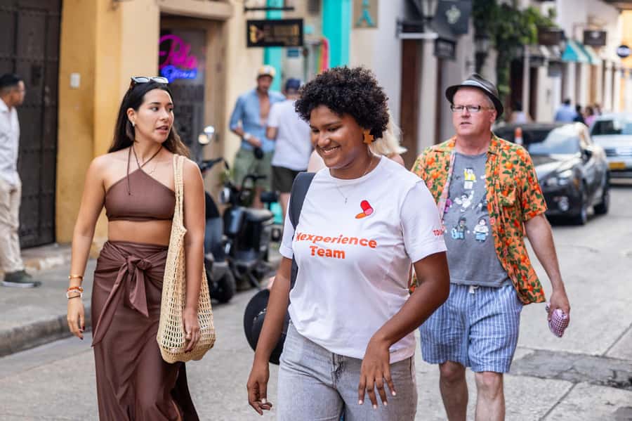 Cartagena: Guided Street Food Tour with Tastings - Pacing, breaks, and weather: rain or shine means plan your comfort