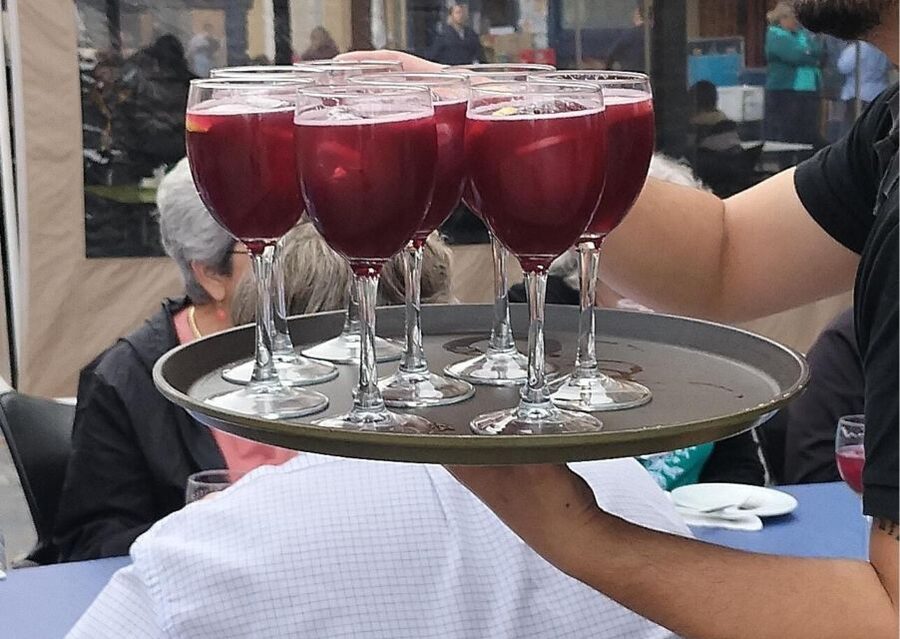 Cartagena: Guided Walking Tour with Tapas and Drinks - The landmark walk: Consistorial Palace, Calle Mayor, and the center’s character