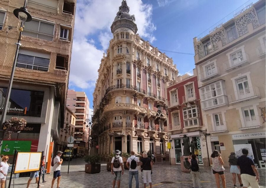 Cartagena: Guided Walking Tour with Tapas and Drinks - Value check: is $55 a fair deal for 2.5 hours?