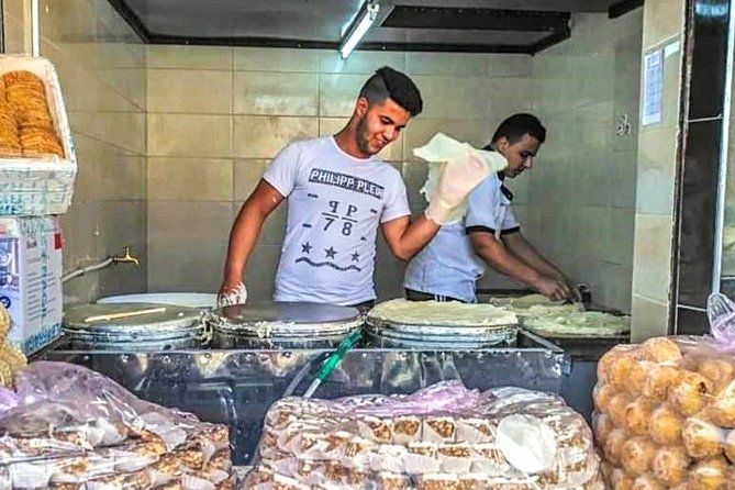Casablanca Food Tour - Moroccan Street Food Tour - Covered market time and the tastings that keep changing